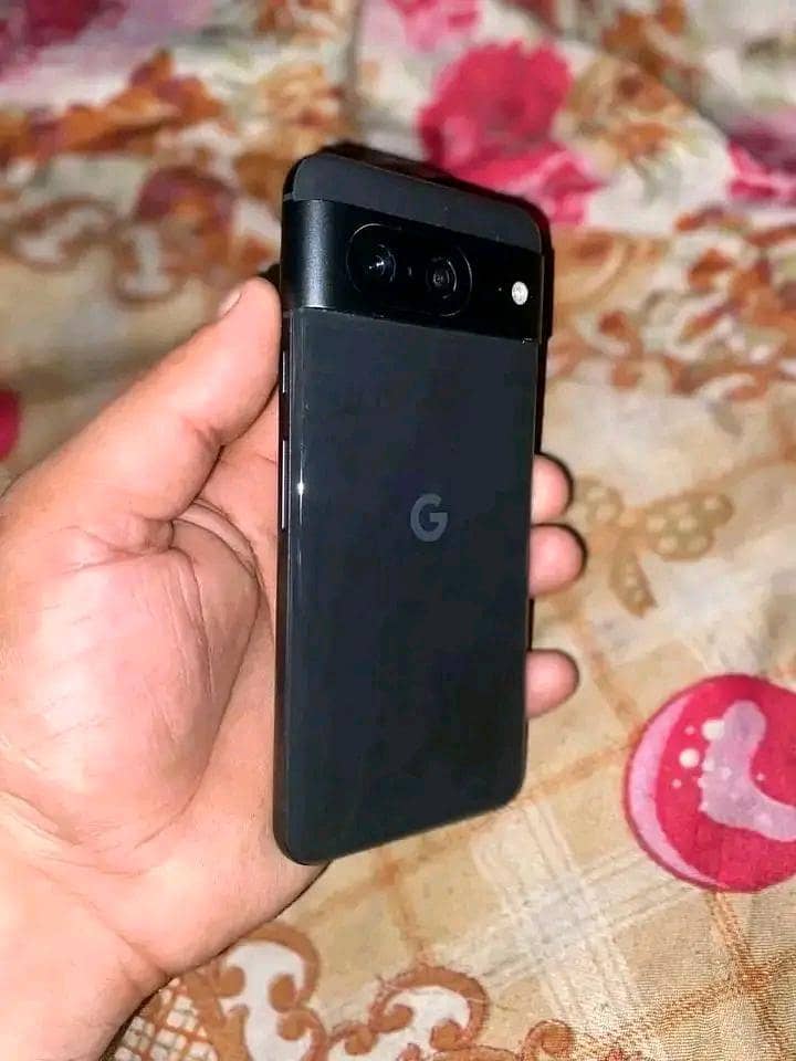 Google pixel 8 1
