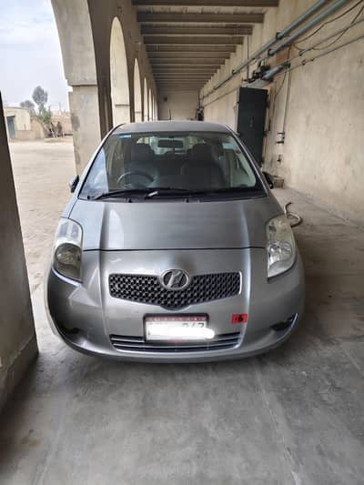 Toyota Vitz iLL 1.0 Digital Climate 2007/2013