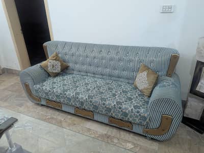 7 Seat Sofa Set For Sale in good price.