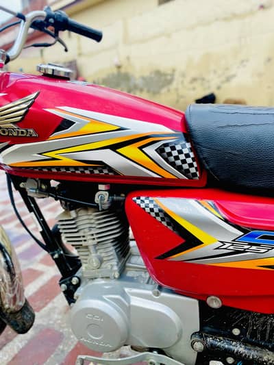 Honda 125 For Sale in good condition. .