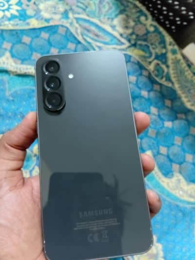 Samsung a56 12/256  open box 10/10 condition