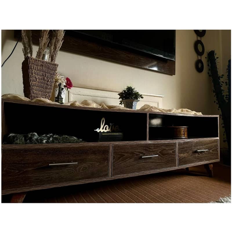 TV Console 1