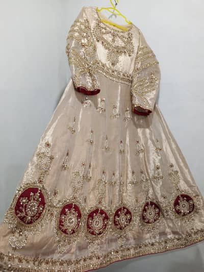 Beautiful gold 3piece maxi with maroon embroidery& Dupatta(like new)
