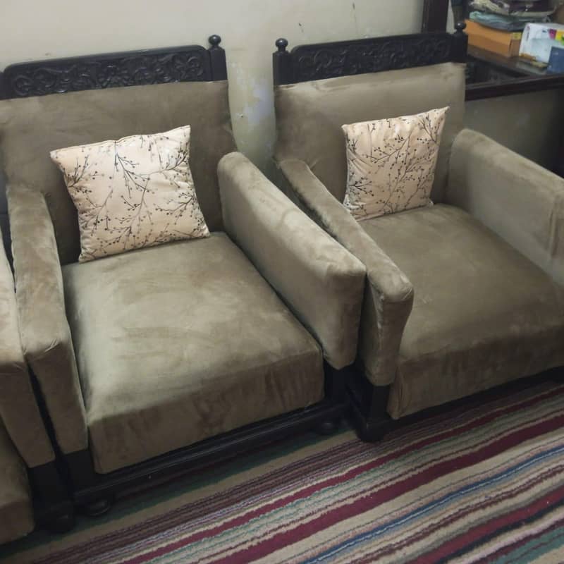 5seeter sofa 2
