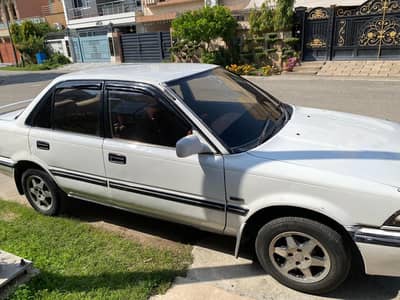 Toyota saloon Model 1988 Import 1993