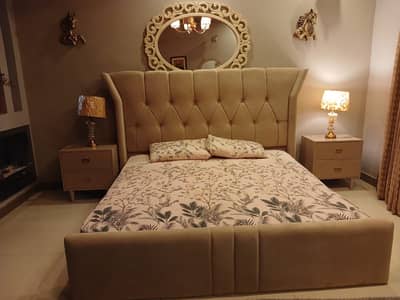 Solid wood made king size bed