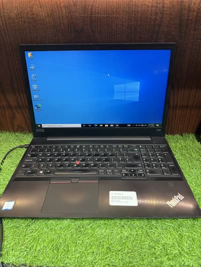 Lenovo Thinkpad E590 (i5 8th Gen) (8/256)