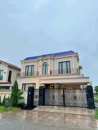 1 Kanal Brand New Luxury Furnished House for Rent in a Prime Location of Bahria Town, Lahore.