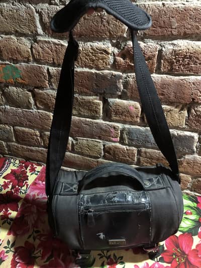 DSLR Canon 4000D with 55mm lens and 2 batteries