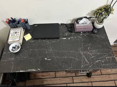 Office table/ workstation/ Study Table/ Online work Table