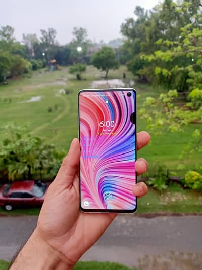 Samsung s10 8/128gb