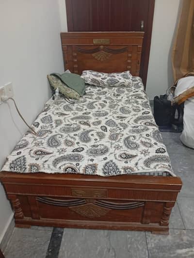 5 Beds For Sale In Sets And Seperate