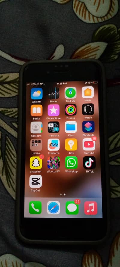 Iphone 8  4gb 64gb. PTA approved