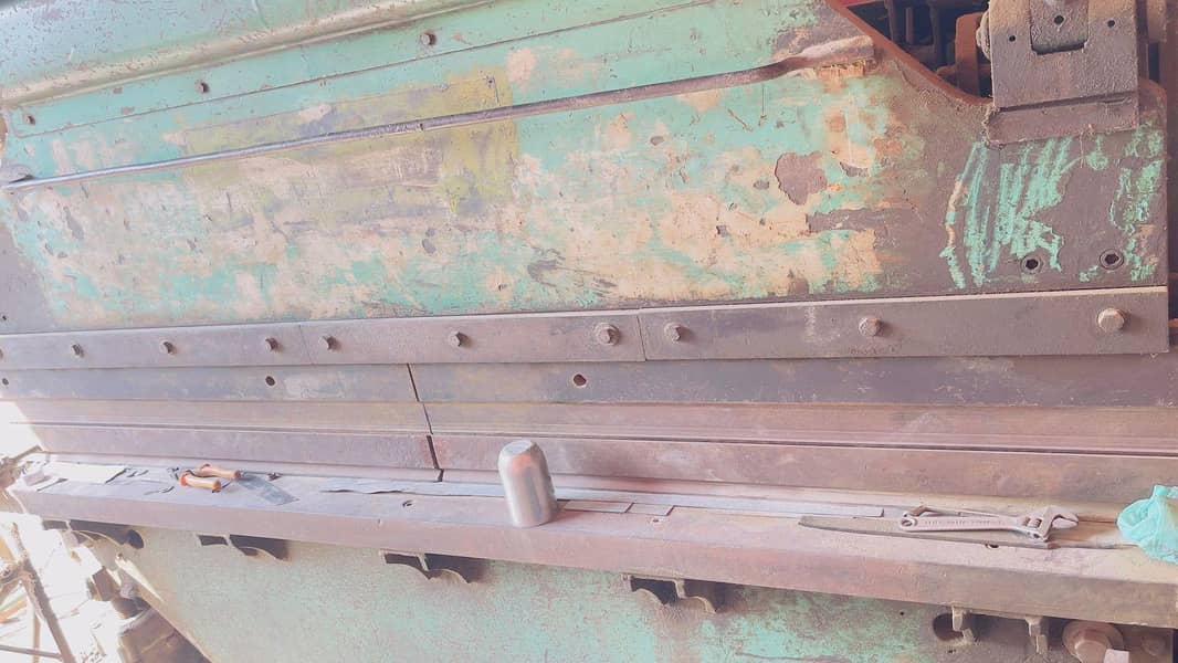 Bending press machine 6