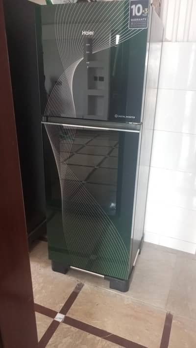 new jaisa fridge ha buht Kam use hua hai serious Byer contact me