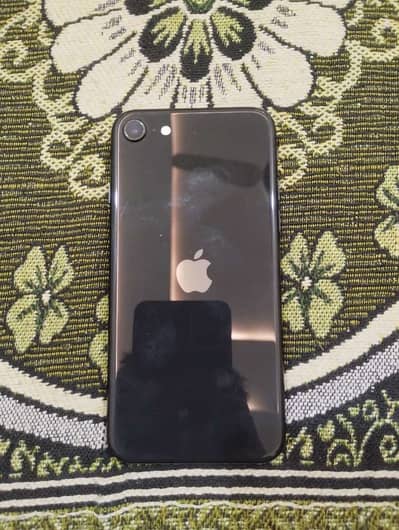 iPhone SE 2020 Black | 83% Battery | Neat & Clean | Urgent Sale
