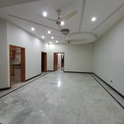Good 10 Marla Upper Portion For rent In Bahria Town Phase 8