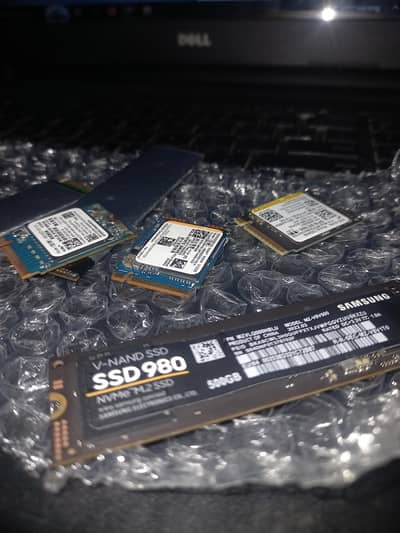 M. 2 SSD Avaliable 512 / 1 TB