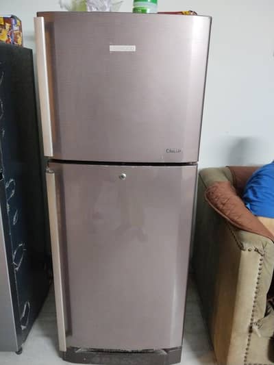 kenwood 2 door refrigerator