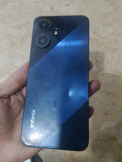 Infinix hot 30 play 4/64