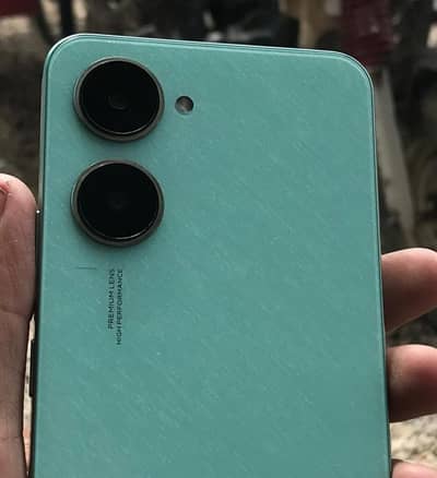 Vivo  y03  for box charger  100%  Original  4/64 memory