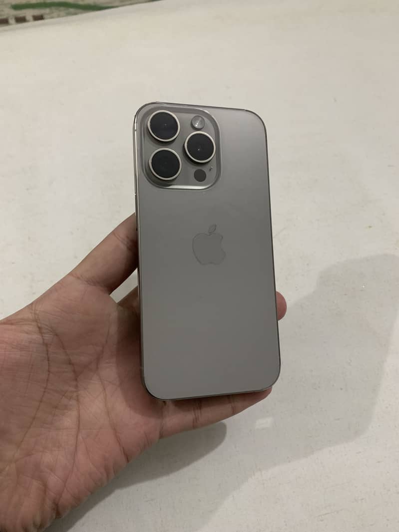 iPhone 15 pro 0