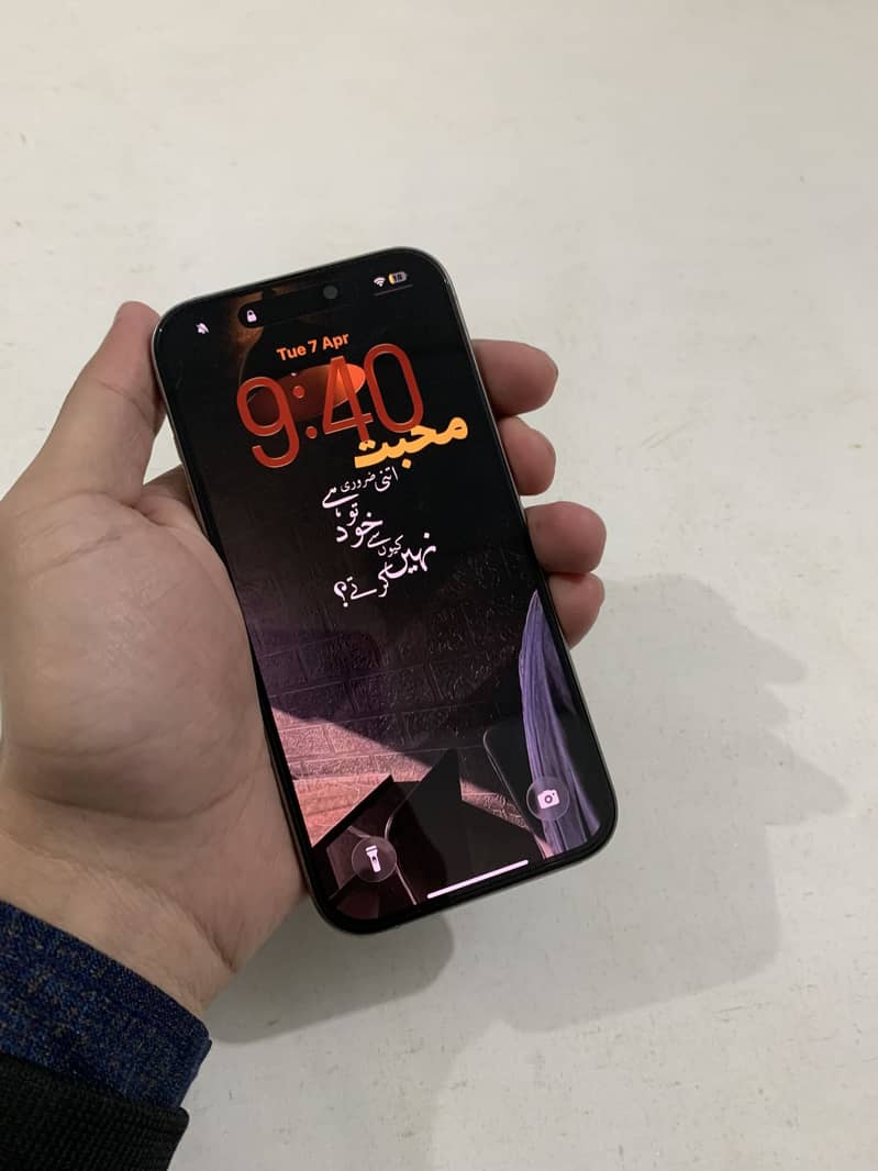 iPhone 15 pro 2