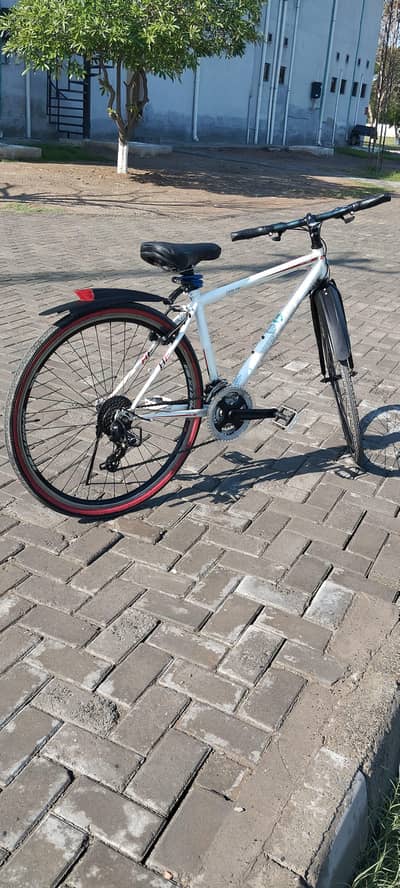 American Street Cross 7018 S Hybrid Imported