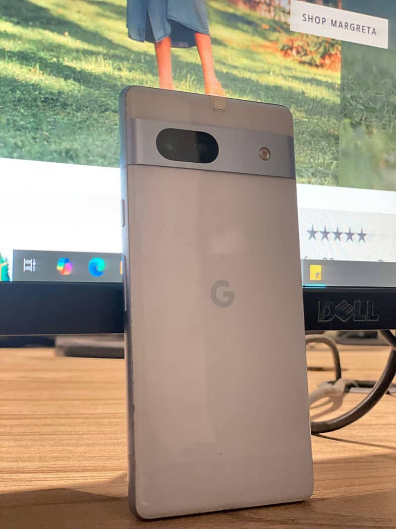 Google Pixel 7A 1