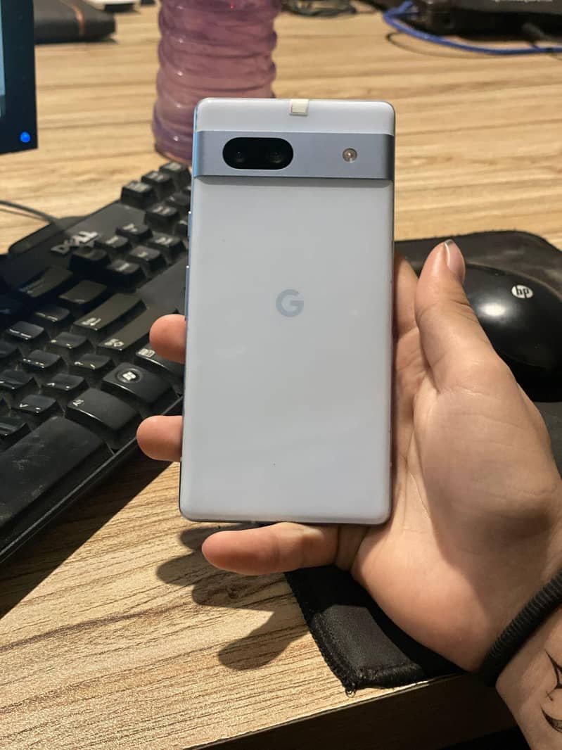 Google Pixel 7A 2