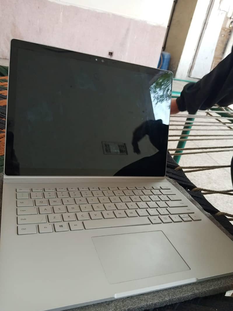 Microsoft surface book 0