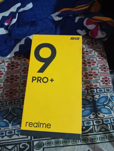 realme 9 pro plus  8*8+128