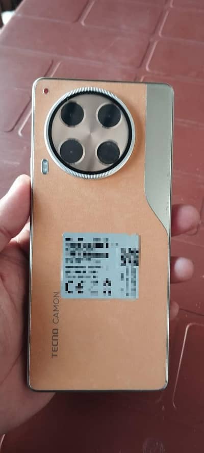 Urgent Sale Condition 10/9.5 Box Available Genioun Charger Available