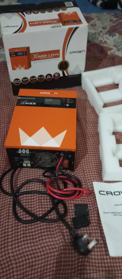 Hybrid solar inverter