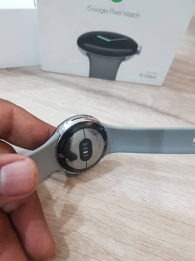 Google Pixel Watch Smartwatch Good Condition With Charger fitbit