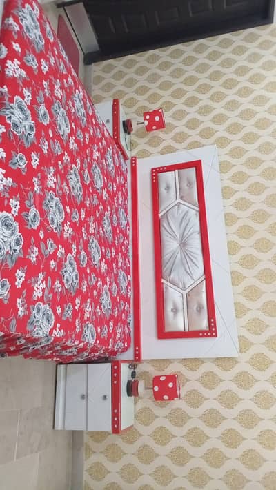 Bed room complete set