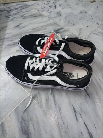 BRAND NEW UK imported Vans shoes for sale