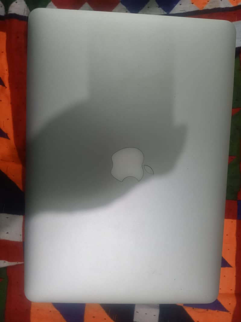 Apple MacBook 6