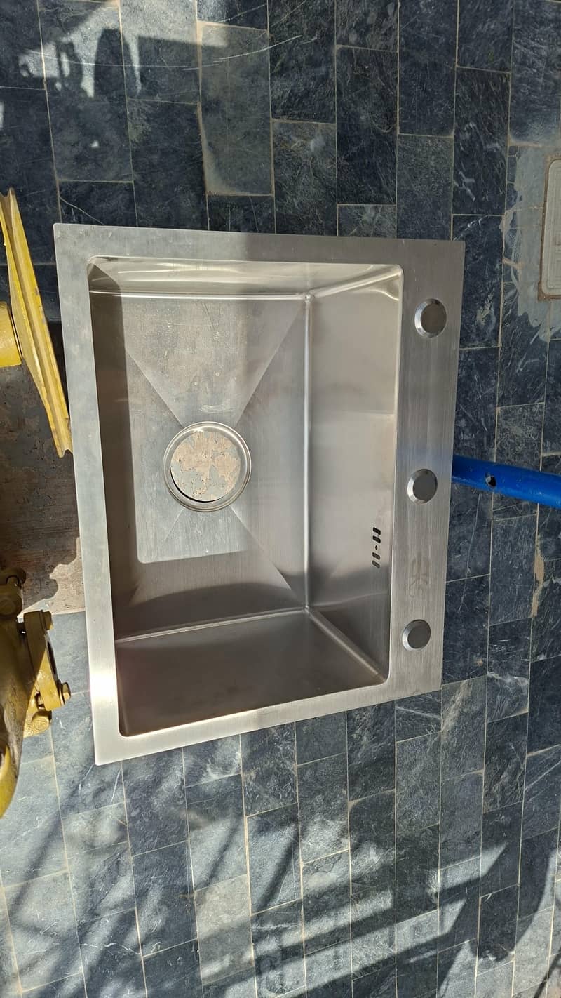 HANDMADE SINK 0