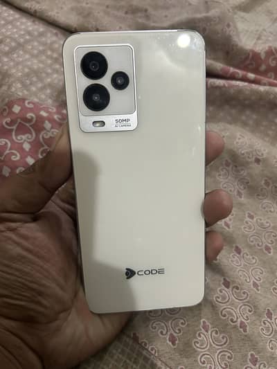 Dcode Bold 3 Pro White 128/12 8+4