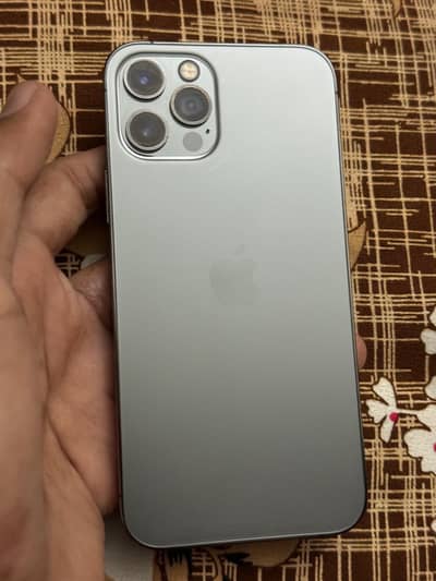 iPhone 12 Pro 128 GB 96 battery JV condition 9/10
