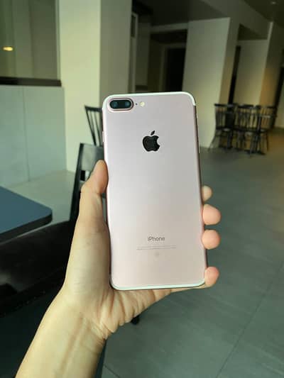 iphone 7 plus 128 GB  no open no repair PTA approved all ok