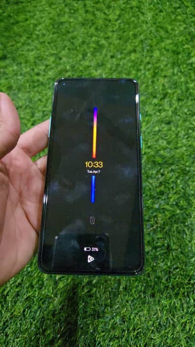 one pluse 8t 12/256 10/10 condition