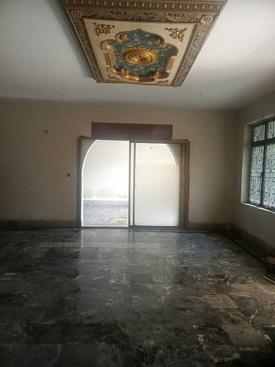 14 Marla Upper Portion Available For Rent