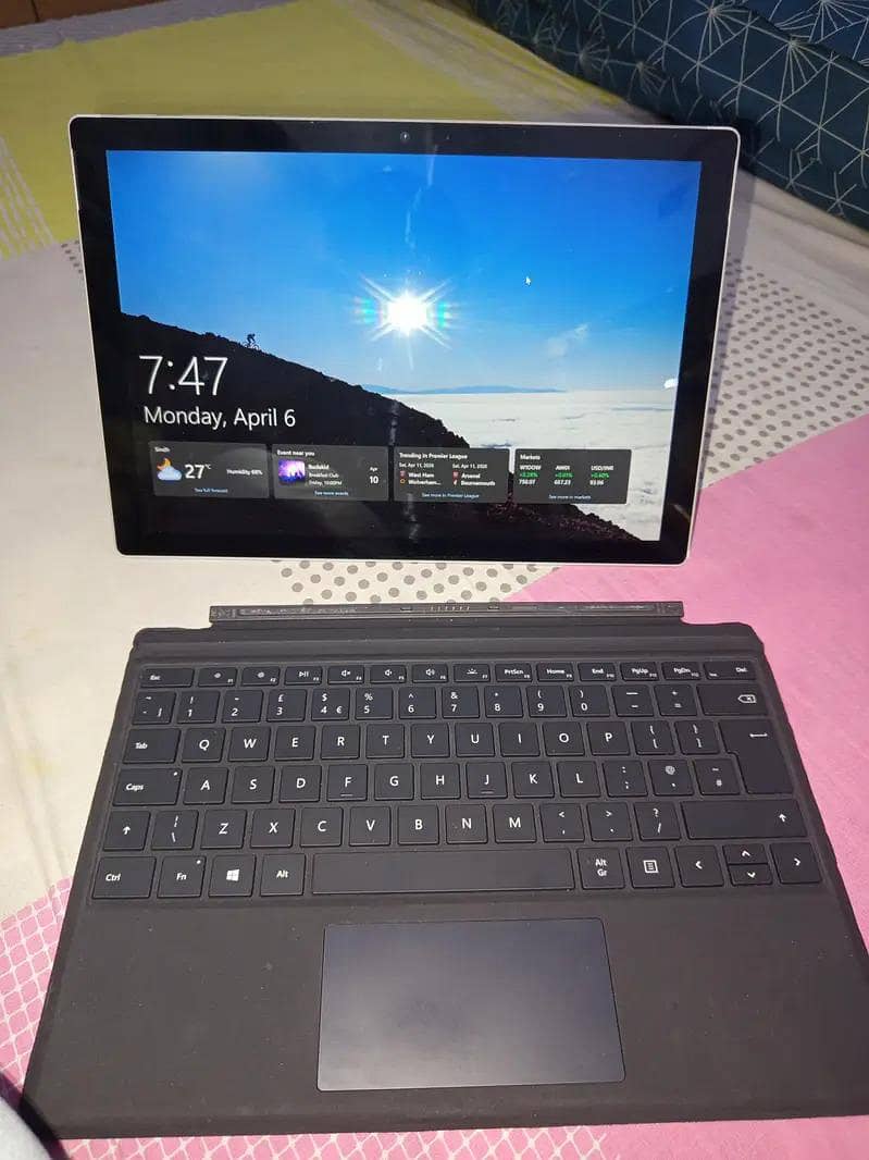 Microsoft Surface Pro 5 7