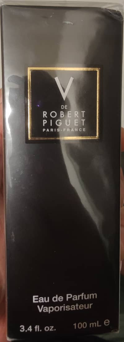 Original perfume Robert piguet from london