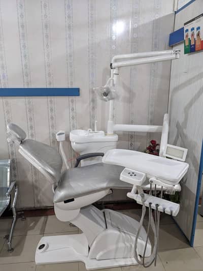 Dental unit