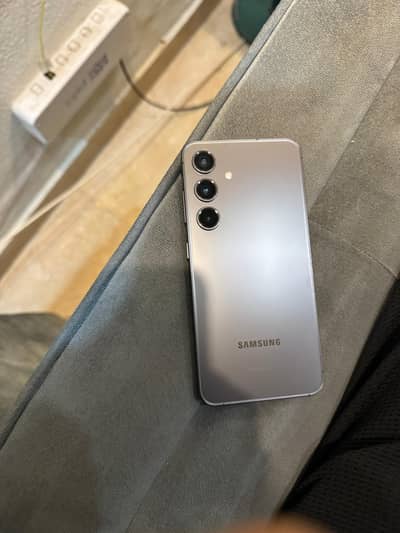 sumsung s24 all ok watar pack  8.256