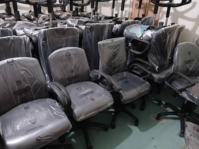 Slightly Use Branded Office Chairs Available Red Descrption