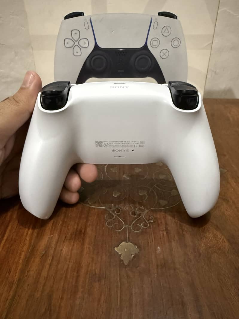 PS5 Original Controller 3
